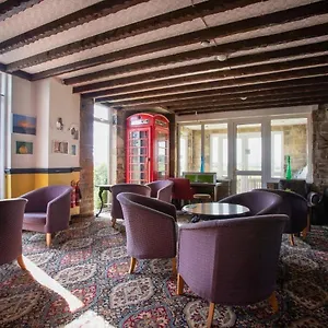 *** Hotel Oyo Knowesgate Inn, Northumberland National Park United Kingdom