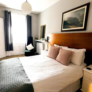 *** Guest house Townhouse United Kingdom